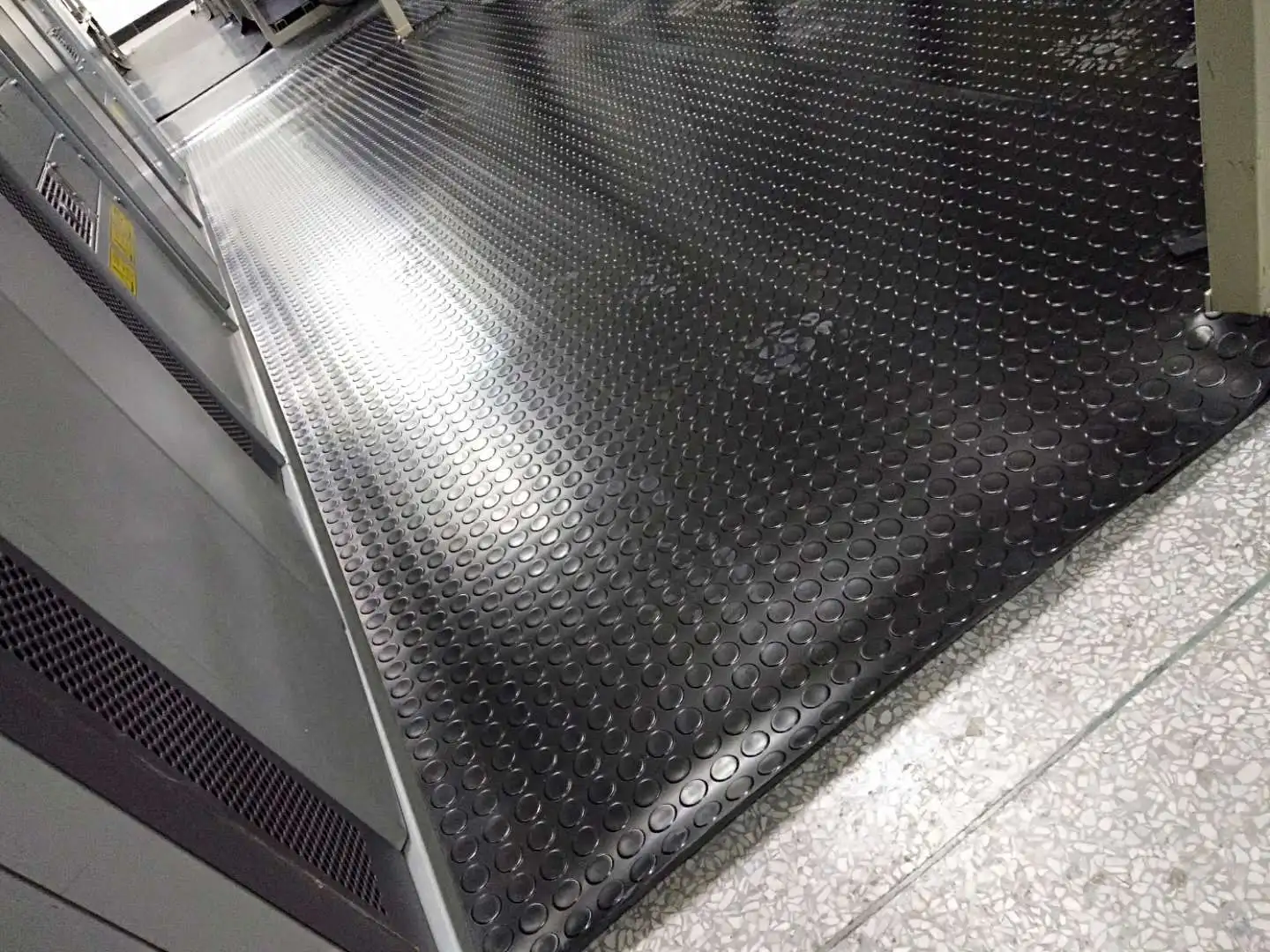 Black Coin Design Anti Slip Floor Mat - Image 5